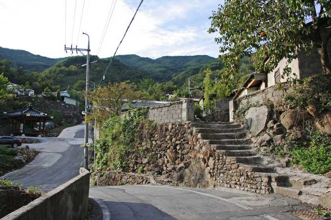 지리산 인근 법하마을 여행 가이드 및 방문 정보 3
