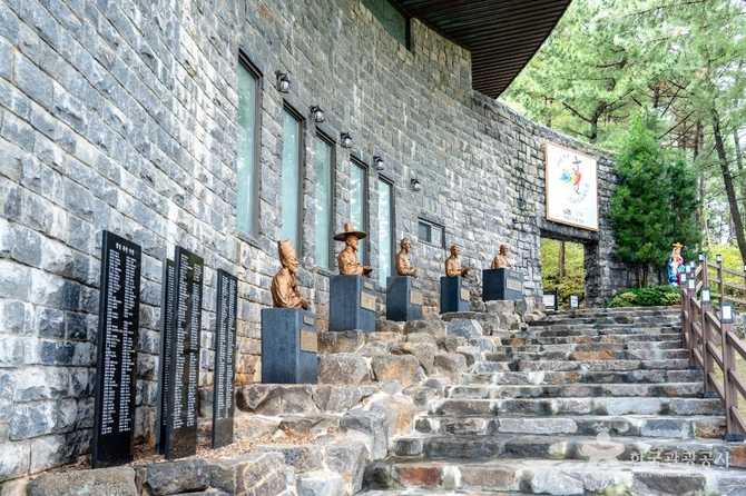 충청남도 보령시 순교성지 갈매못, 역사와 의미를 한눈에 3