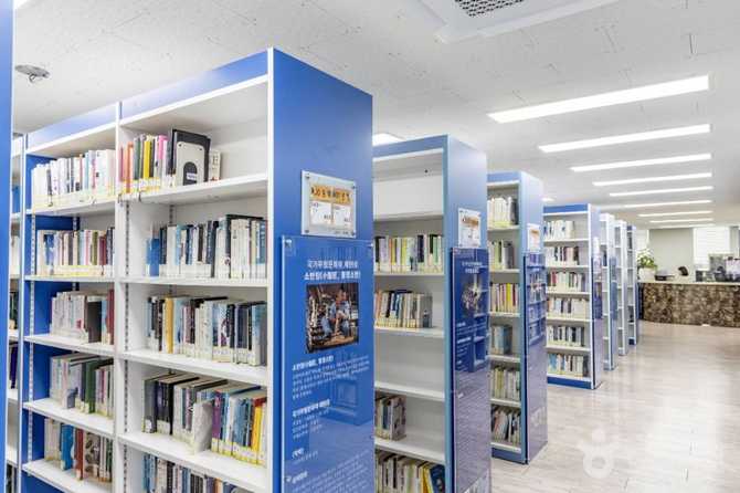 통영시립도서관: 지역 문화와 지식 정보의 중심지 4