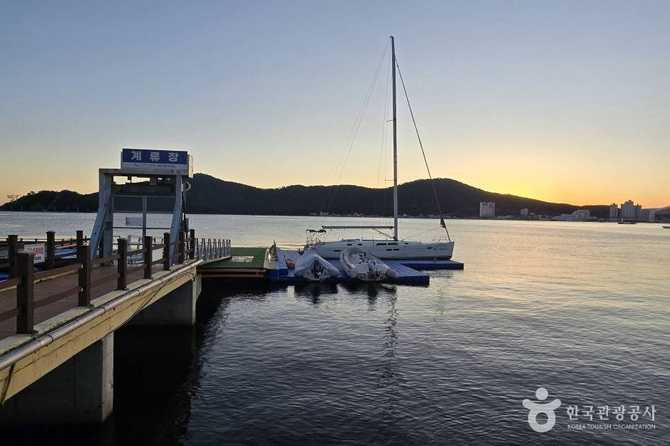 Discover Jeonha Marine Leisure Center - image 5