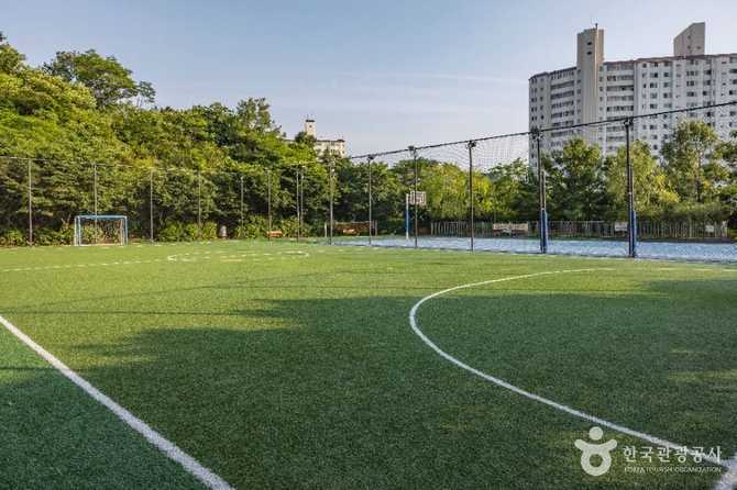 Visit Wonjaksan Sports Park in - image 1