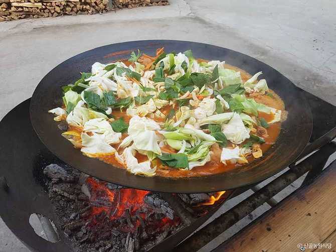 경기도 가평 산골농원식당, 자연 속에서 즐기는 닭볶음탕 맛집 7
