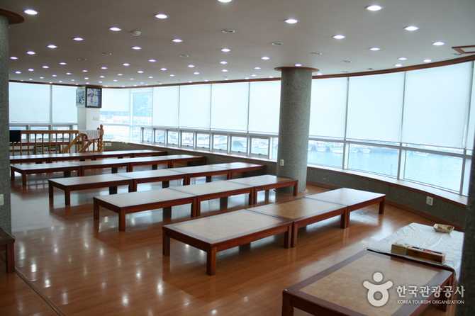 Best Yeongdeok Crab Restaurant - image 4