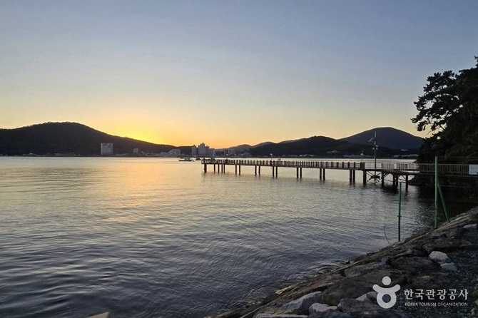 Discover Jeonha Marine Leisure Center - image 4