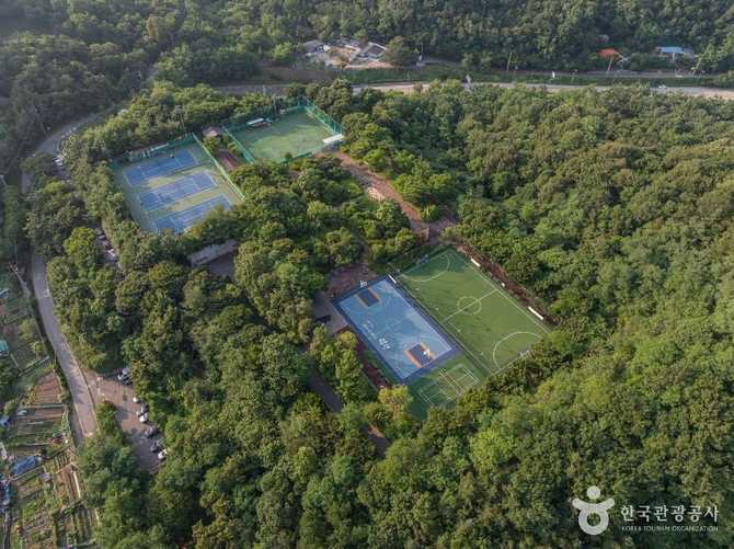 Visit Wonjaksan Sports Park in - image 5