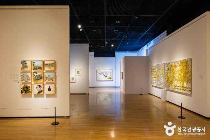 Experience Traditional Korean Art at - image 10