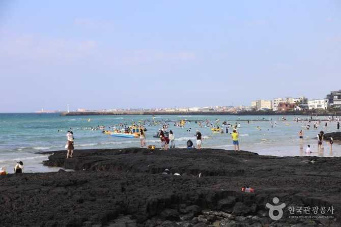 제주 협재해수욕장 가볼 만한 곳, 풍경과 편의시설 모두 갖춘 해수욕장 안내 8