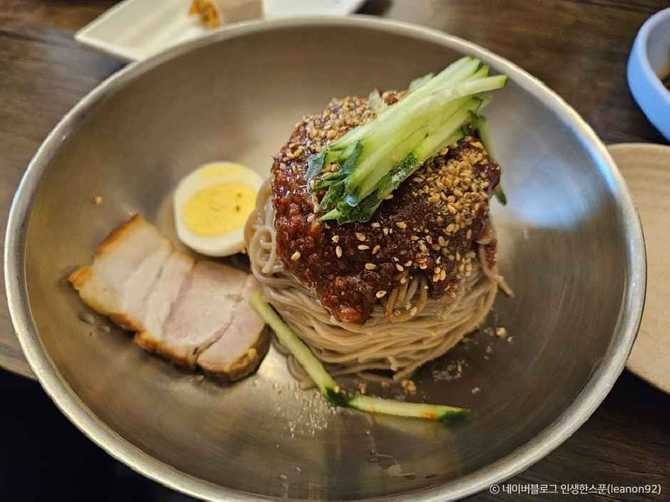 Discover Traditional Chuncheon Makguksu - image 5