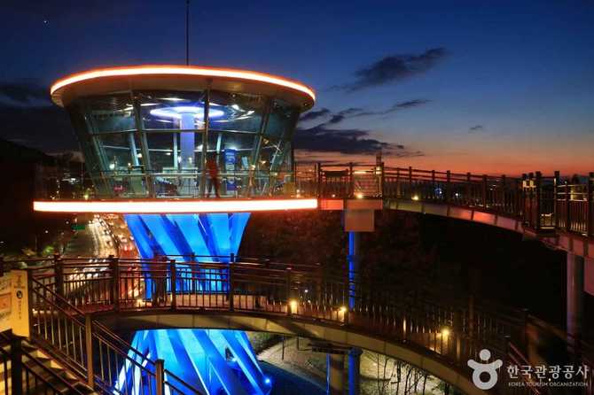 Discover Daegu's Aesthetic Sunset Viewpo - image 5