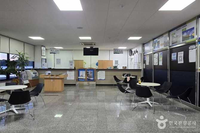 Discover Jeonha Marine Leisure Center - image 6