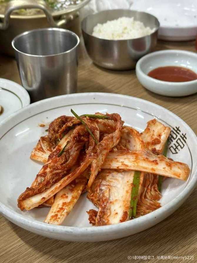 진주 중앙시장 복국 맛집, 하동복집의 60년 전통과 인기 메뉴 소개 6