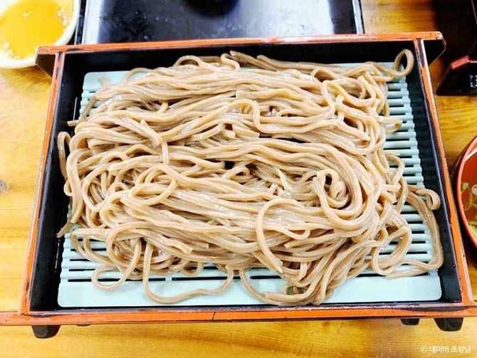 부산 중앙모밀, 50년 전통의 손으로 뽑은 국수 맛집 소개 7