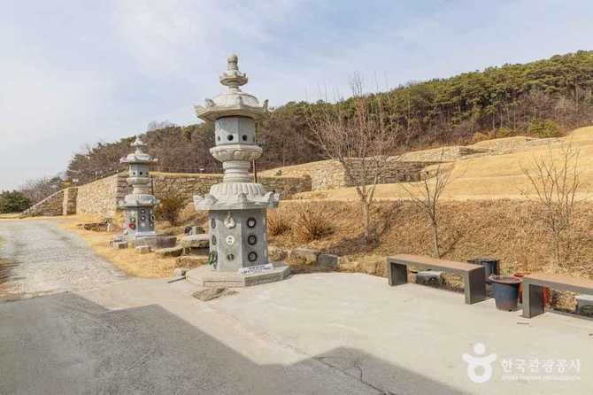 Discover Gyeonghwa Seonwonji Site - image 7