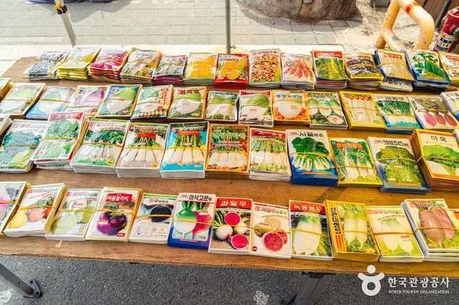 Visit Juchon Market in Yeongwol - image 11