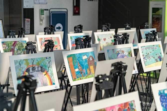 Experience Traditional Korean Art at - image 13